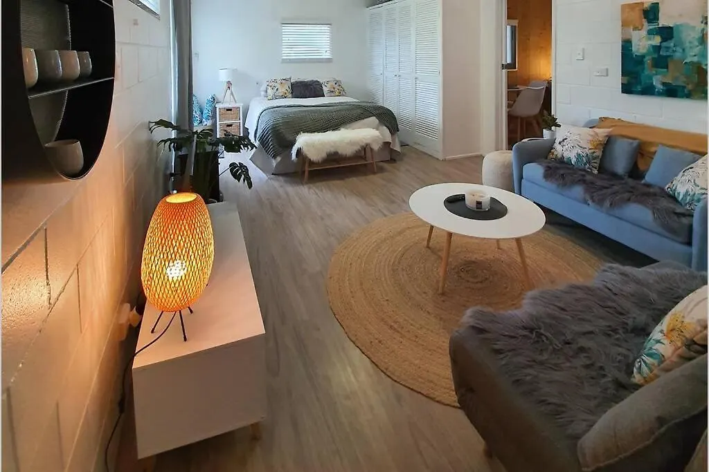 Apartment Cabin Country Retreat Paskins Farm Palmwoods Australia